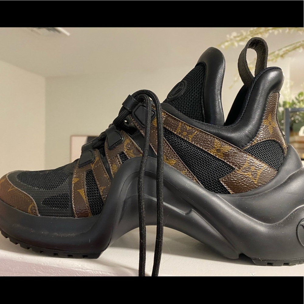 Never Worn Louis Vuitton Archlight Sneakers in LV Monogram